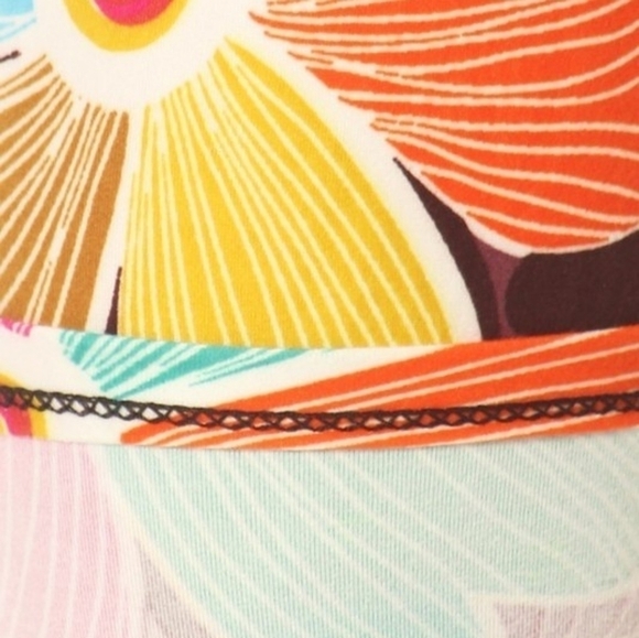 LEGGINGS DEPOT KID'S Multi Floral Print Full Length Leggings Size S/M NWT - Picture 3 of 3